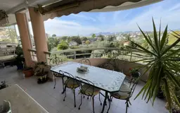 appartement 4 pièces à Cannet (06110)
