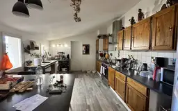 maison 16 pièces à Grambois (84240) — photo 19