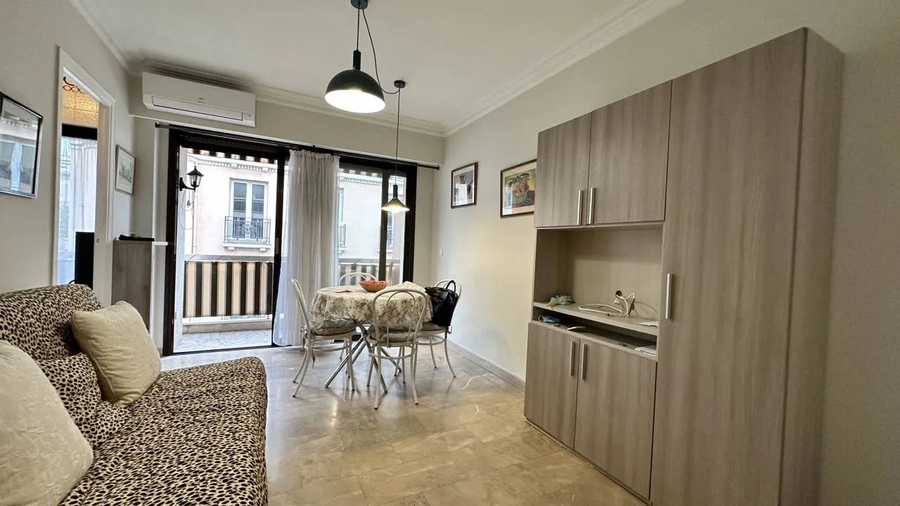 appartement 2 pièces à Antibes (06160)