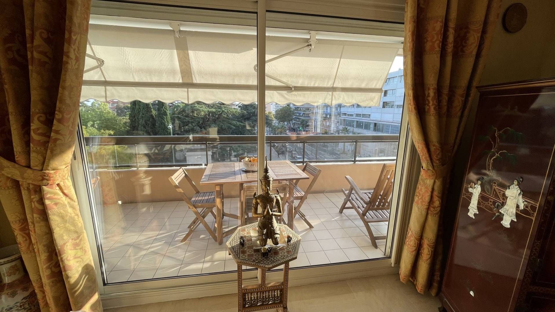 Appartement,f3,Le Cannet, Viager Occupé, Dame de 88 ans
