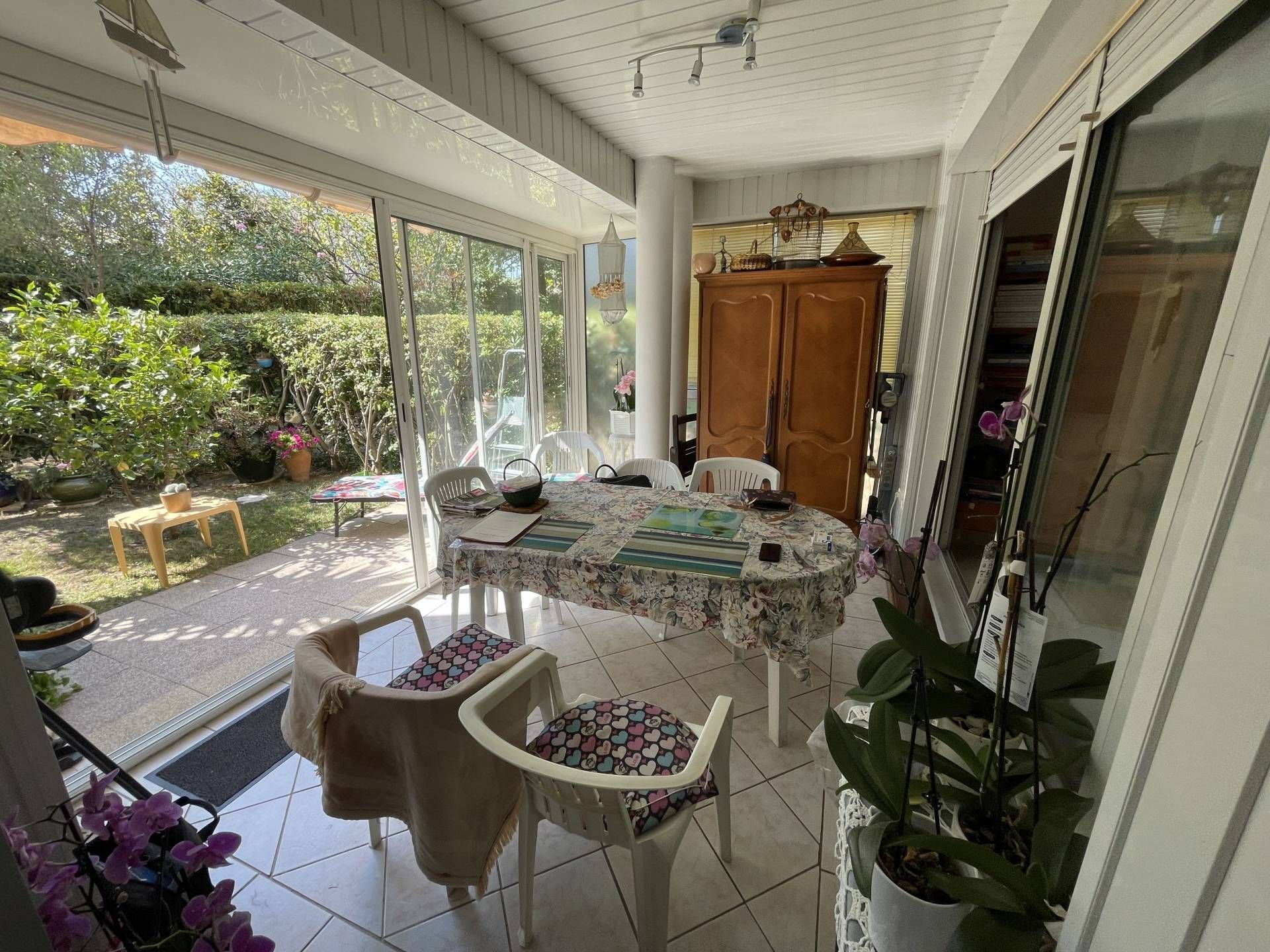 Appartement,F2 ,rez de jardin,Cannes la Bocca, 5 mn plage du Midi